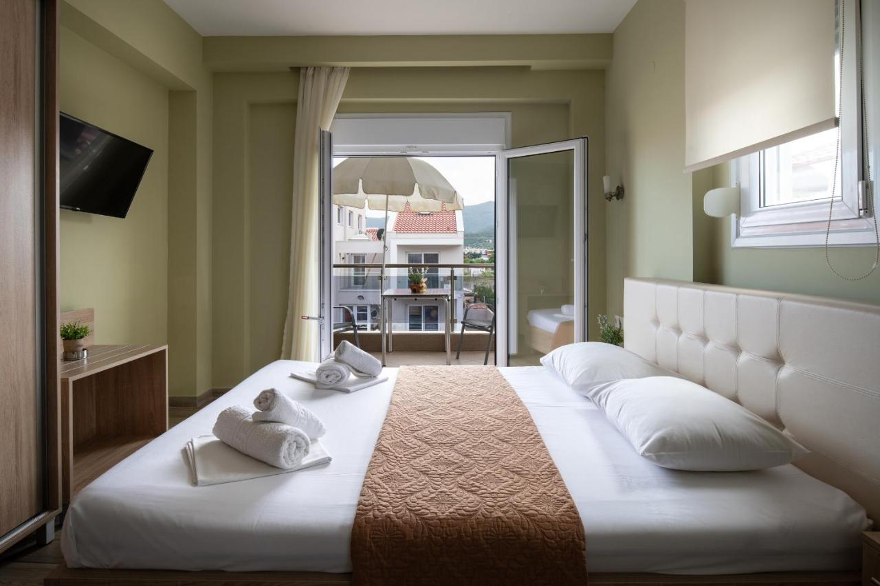 Ioranna Aparthotel Sarti Bagian luar foto