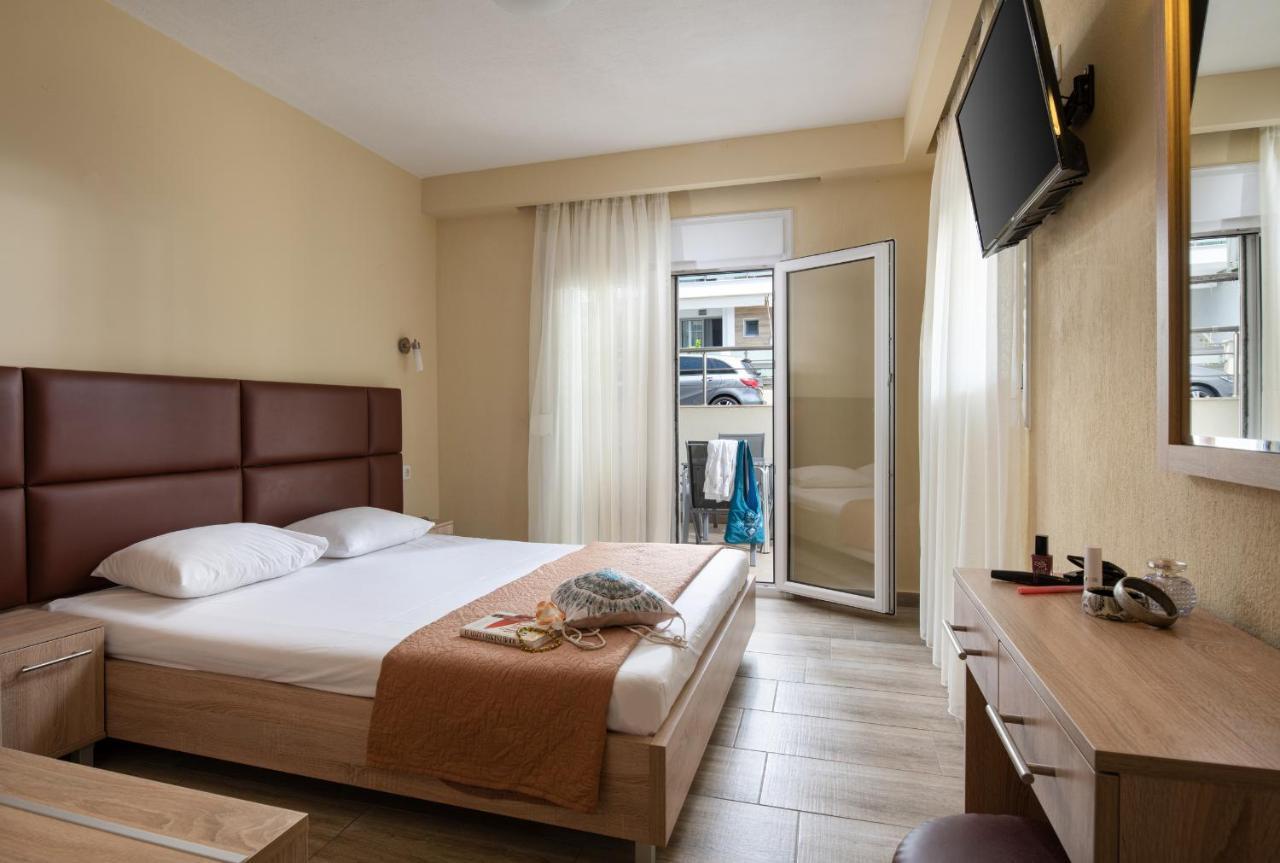 Ioranna Aparthotel Sarti Bagian luar foto